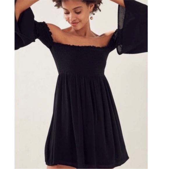 Ecote Urban Outfitters Smocked Long Sleeve Off Shoulder Mini Dress size XS - Picture 2 of 4